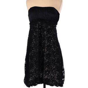 Cynthia Steffe Strapless Black White Lace Satin Ruched Empire Cocktail Dress 4